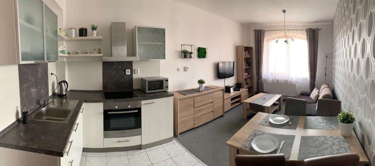 Cosy Apartment In An Excellent Location Vel'ka Lomnica Extérieur photo